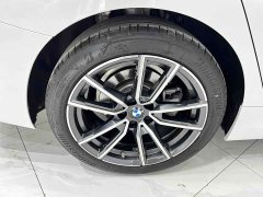 BMW 3 Series 320Li M Sport Package - фото 13