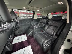 Honda Elysion 2019 2.0L Hybrid Luxury Edition - фото 5