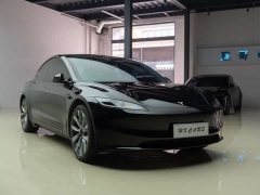 Tesla Model 3 rear-wheel drive version - фото 10