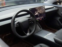 Tesla Model 3 rear-wheel drive version - фото 12