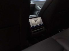 Tesla Model 3 rear-wheel drive version - фото 20