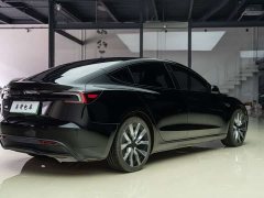 Tesla Model 3 rear-wheel drive version - фото 8