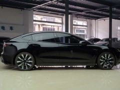 Tesla Model 3 rear-wheel drive version - фото 9