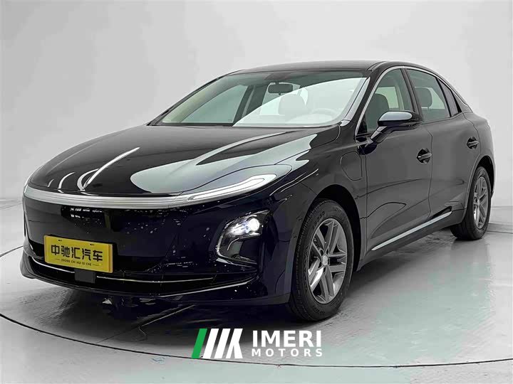 Hongqi E-QM5 2024 500km travel version - автомобиль из Китая