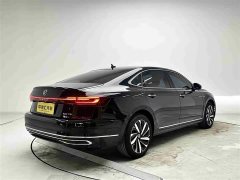 Volkswagen Passat 330TSI Luxury Edition - фото 18