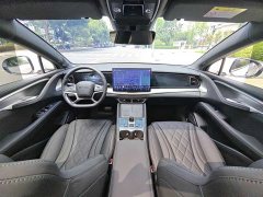 Lynk & Co Hiace 07 EV 610 long endurance version - фото 12
