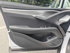Lynk & Co Hiace 07 EV 610 long endurance version - фото 18