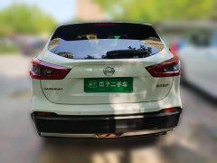 Nissan Qashqai 2.0L CVT XV Prem Deluxe Edition - фото 3