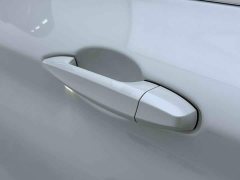 BMW X1 facelift sDrive25Li leading - фото 13