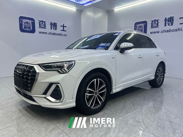 Audi Q3 35 TFSI aggressive and dynamic (1.4T) - автомобиль из Китая