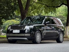 Land Rover Range Rover Year Facelift 3.0 L6 400PS HSE Long Wheelbase - фото 1