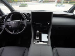 Alfa Romeo Alfa 2.5L automatic - фото 4