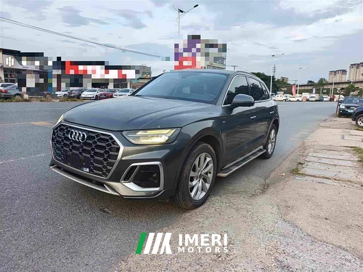 Audi Q5L 40 TFSI luxury and dynamic - автомобиль из Китая