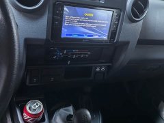 Toyota Land Cruiser (Import) LC76 4.0L Manual - фото 6