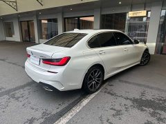 BMW 3 Series 325Li M Sport Package - фото 2
