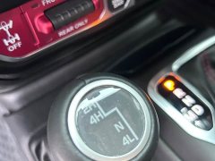 Mercedes-Benz Wrangler 2022 2.0T Automatic - фото 19
