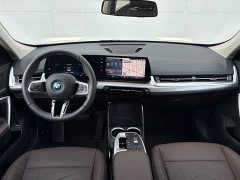 BMW iX1 eDrive25L M Sports Package - фото 11