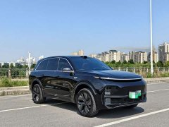 Li Auto Ideal L8 Max - фото 4