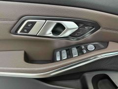 BMW 3 Series 320i M Sports Package - фото 11