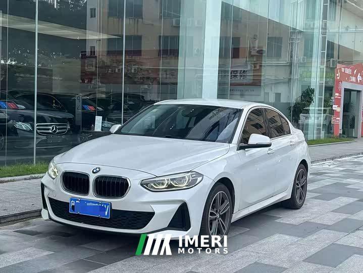 BMW 1 Series 120i M Sports Edition - автомобиль из Китая