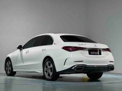 Mercedes-Benz C-Class facelift C 200 L sports version - фото 16