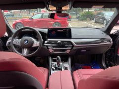 BMW 5 Series facelift 525Li M Sports Package - фото 5