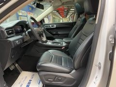 Ford Explorer EcoBoost 285 four-wheel drive style plus version 7 seats - фото 8