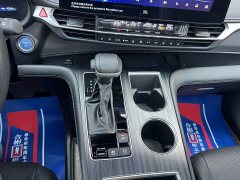 Toyota SIENNA 2023 2.5L Hybrid Platinum Edition - фото 8