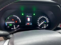 Toyota SIENNA 2.5L Hybrid Deluxe Edition - фото 11