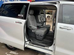 Toyota SIENNA 2.5L Hybrid Deluxe Edition - фото 3