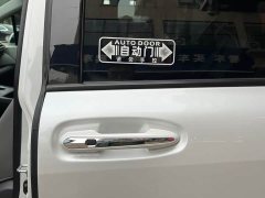 Toyota SIENNA 2.5L Hybrid Deluxe Edition - фото 6