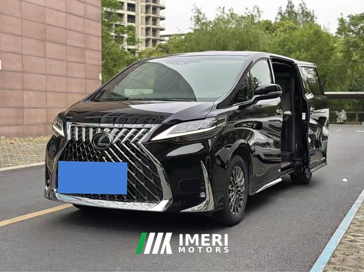 Lexus LM 2020 300h seven-seater elegant version