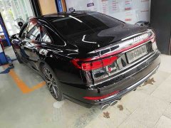 Audi S8 S8L 4.0TFSI quattro - фото 4