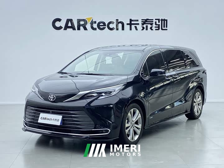 Toyota SIENNA 2.5L Hybrid Premium Edition