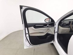 BYD Qin PLUS Champion Edition DM-i 55KM Leading Type - фото 8