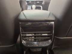 BMW Roewe i5 2023 1.5L CVT Luxury Edition - фото 12