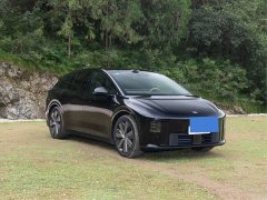 Li Auto Ideal i6 four-wheel drive standard version - фото 8