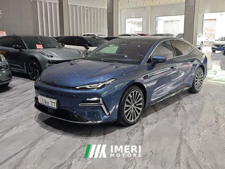 Geely Galaxy Star 8 130km EM-i flagship version - автомобиль из Китая