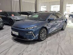 Geely Galaxy Star 8 130km EM-i flagship version - фото 1