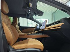 Geely Galaxy Star 8 130km EM-i flagship version - фото 9