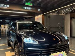 Porsche Cayenne New Energy 2023 Cayenne E-Hybrid 2.0T Platinum Edition - фото 2