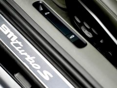 Porsche 911 2022 Turbo S 3.7T - фото 18