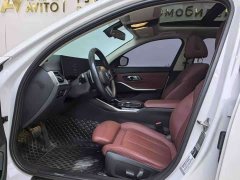BMW 3 Series 320Li M Sports Package - фото 8