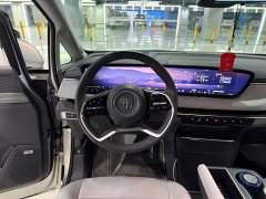 Buick GL8 Lu Zun Exclusive Edition - фото 12