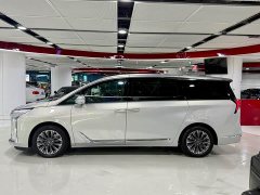 Buick GL8 Lu Zun Exclusive Edition - фото 5