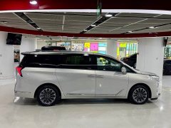 Buick GL8 Lu Zun Exclusive Edition - фото 9