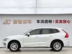 Volvo XC60 T5 four-wheel drive Zhiyi Luxury Edition - фото 3