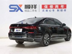 Volkswagen Passat facelift 330TSI luxury version - фото 4
