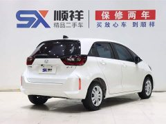 Fit 1.5L CVT Trendy Edition - фото 4