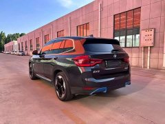 BMW iX3 Leading - фото 5